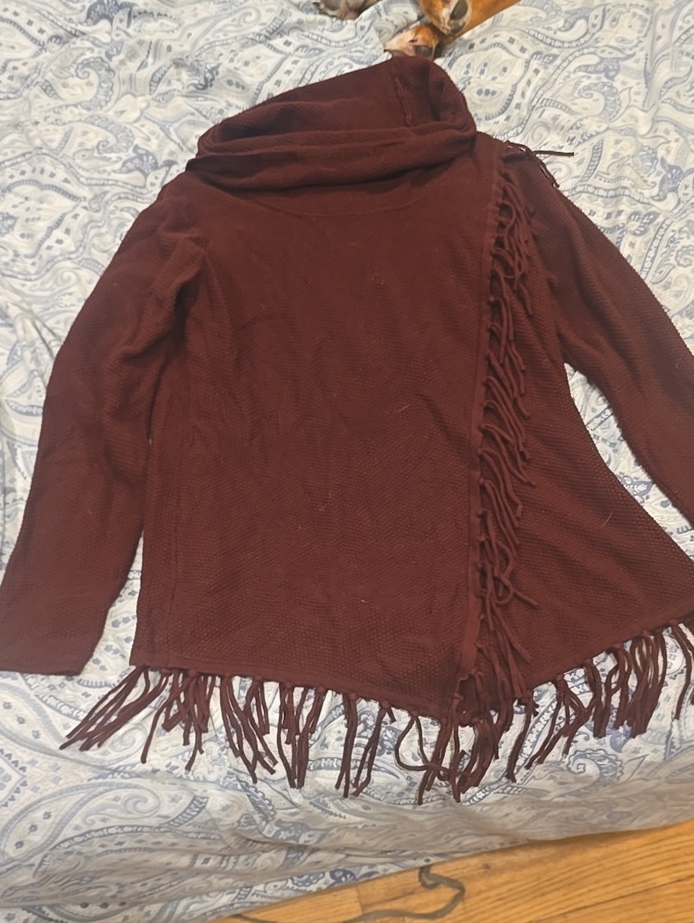 ❤️10/$13 Fringe Burgundy Sweater